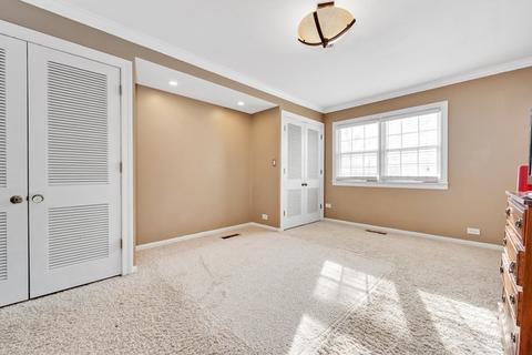 532 Rose Ave, Des Plaines, IL 60016 photo 14