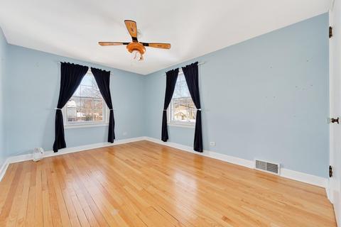532 Rose Ave, Des Plaines, IL 60016 photo 18