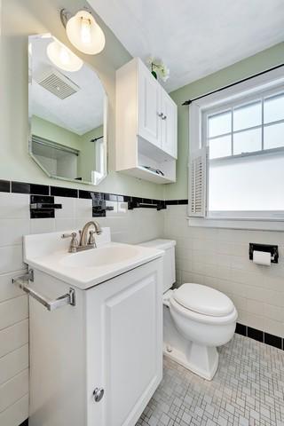 532 Rose Ave, Des Plaines, IL 60016 photo 20