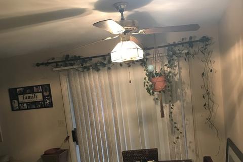 635 Nelson Ln, Des Plaines, IL 60016 photo 5