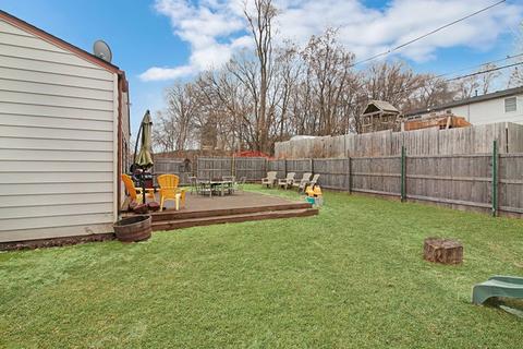 5410 Hillside Dr, Mchenry, IL 60050 photo 6