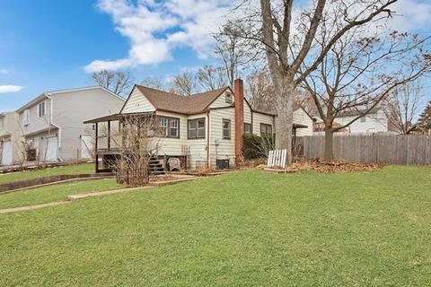5410 Hillside Dr, Mchenry, IL 60050 photo 1