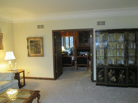 1943 Gladstone Dr, Wheaton, IL 60189 photo 8