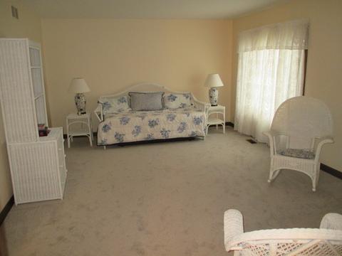 1943 Gladstone Dr, Wheaton, IL 60189 photo 22