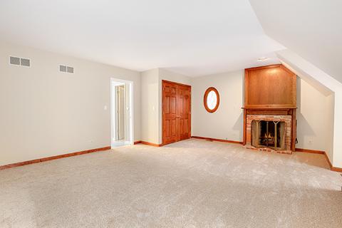 1051 Cobblestone Ln, Wheaton, IL 60187 photo 27