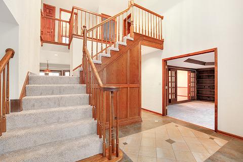 1051 Cobblestone Ln, Wheaton, IL 60187 photo 16