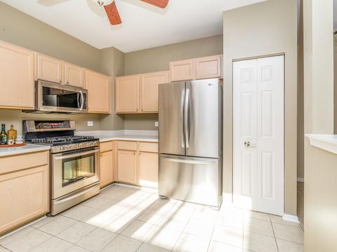 730 Timothy Ct, East Dundee, IL 60118 photo 10