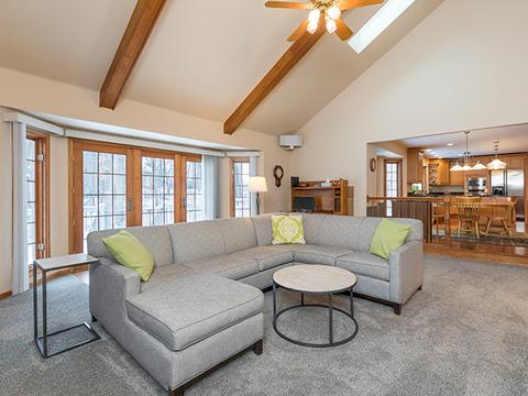 959 Baytree Dr, Bartlett, IL 60103 photo 8