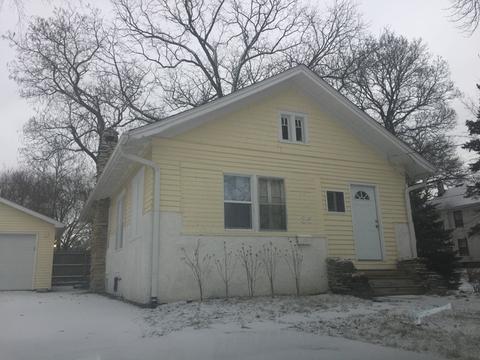 35 Hickory Ave, Aurora, IL 60505 photo 1