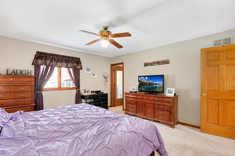 704 Barbara Ln, Mchenry, IL 60051 photo 14