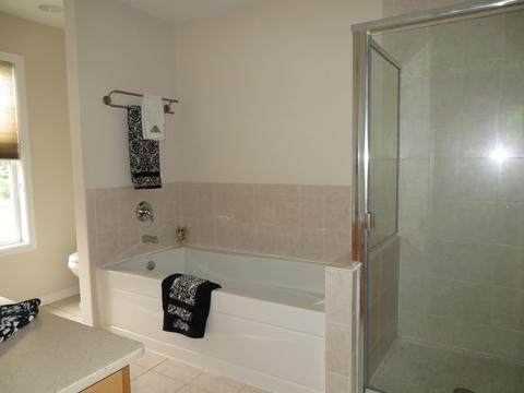 1405 Blume Dr, Elgin, IL 60124 photo 21