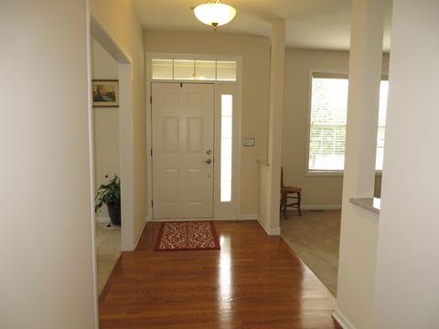 1405 Blume Dr, Elgin, IL 60124 photo 3