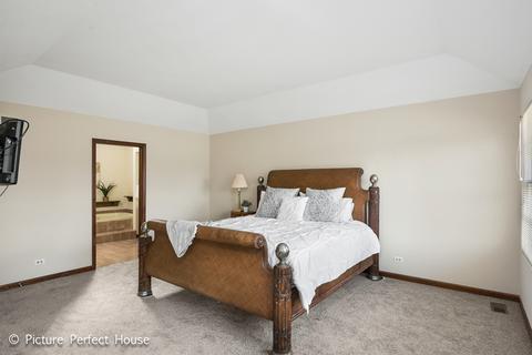 1216 Gartner Rd, Naperville, IL 60540 photo 17