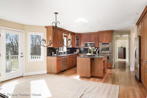 1216 Gartner Rd, Naperville, IL 60540 photo 9