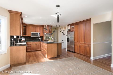 1216 Gartner Rd, Naperville, IL 60540 photo 8
