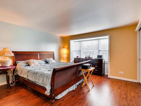 2230 Langdon Pl, Hoffman Estates, IL 60169 photo 8