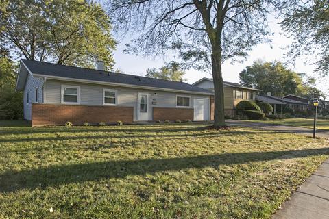 470 Bode Rd, Hoffman Estates, IL 60169 photo 2
