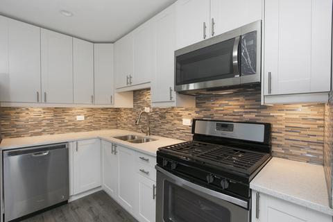 470 Bode Rd, Hoffman Estates, IL 60169 photo 5