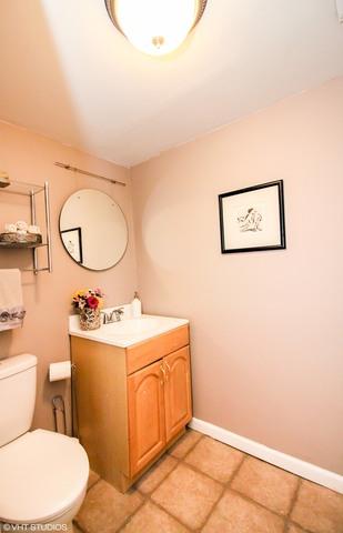 795 Milton Ln, Hoffman Estates, IL 60169 photo 20