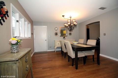 795 Milton Ln, Hoffman Estates, IL 60169 photo 9