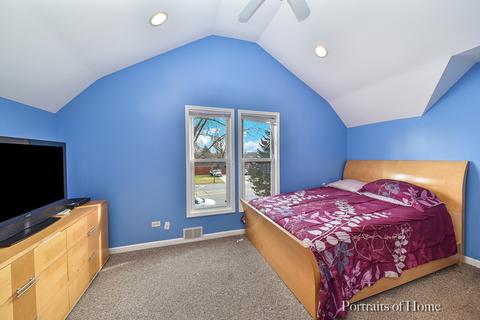 612 Bluff City Blvd, Elgin, IL 60120 photo 7