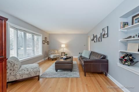 809 Elm St, Wheaton, IL 60189 photo 3
