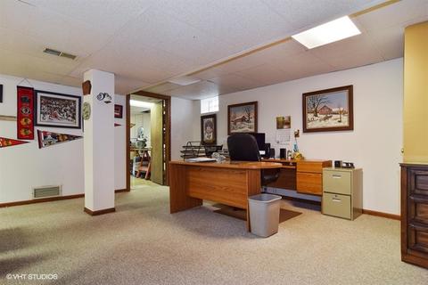 2111 Kirchoff Rd, Rolling Meadows, IL 60008 photo 11