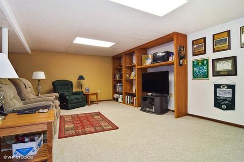 2111 Kirchoff Rd, Rolling Meadows, IL 60008 photo 12