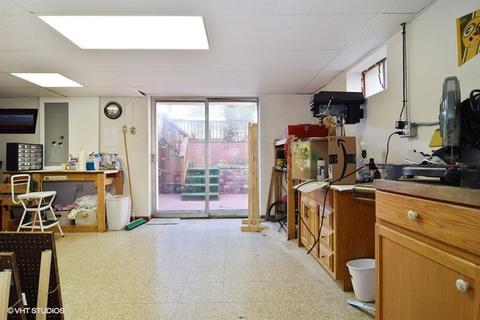 2111 Kirchoff Rd, Rolling Meadows, IL 60008 photo 13