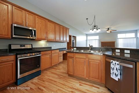 224 Atwell St, Elgin, IL 60124 photo 4