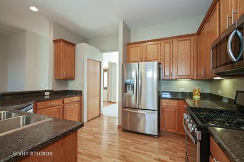 224 Atwell St, Elgin, IL 60124 photo 3