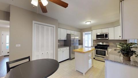 505 E Harrison Ave, Wheaton, IL 60187 photo 5