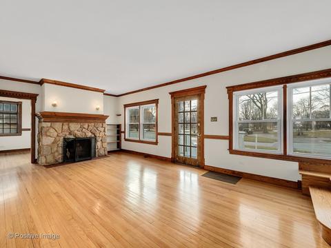 605 Delles Rd, Wheaton, IL 60187 photo 2