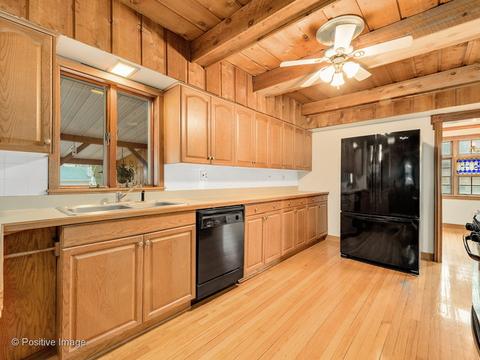 605 Delles Rd, Wheaton, IL 60187 photo 9