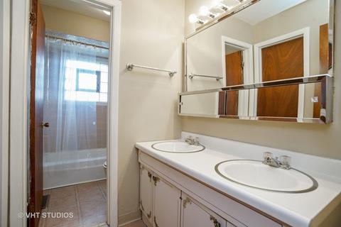 116 Chestnut Ln, Wheeling, IL 60090 photo 8
