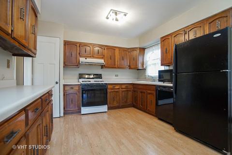 116 Chestnut Ln, Wheeling, IL 60090 photo 5