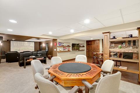 660 Red Maple Ln, Roselle, IL 60172 photo 36