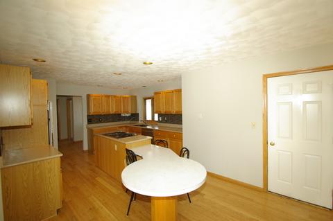 7847 Joy Ln, Roscoe, IL 61073 photo 6