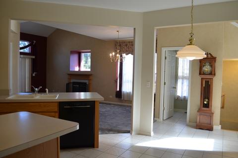 2327 Sandy Creek Dr, Algonquin, IL 60102 photo 10
