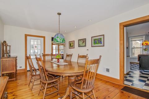 1592 E Walnut Ave, Des Plaines, IL 60016 photo 5
