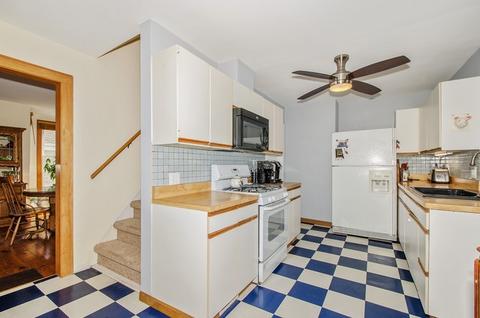 1592 E Walnut Ave, Des Plaines, IL 60016 photo 6
