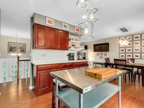 1621 Wadham Pl, Wheaton, IL 60189 photo 9