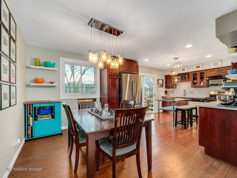 1621 Wadham Pl, Wheaton, IL 60189 photo 6