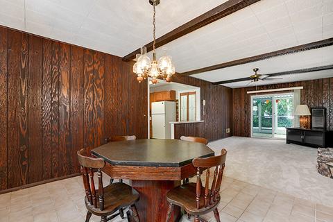 620 Arlington St, Hoffman Estates, IL 60169 photo 16