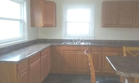 519 E Washington St, Marengo, IL 60152 photo 5