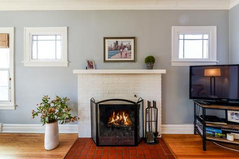 2146 Mcdaniel Ave, Evanston, IL 60201 photo 8