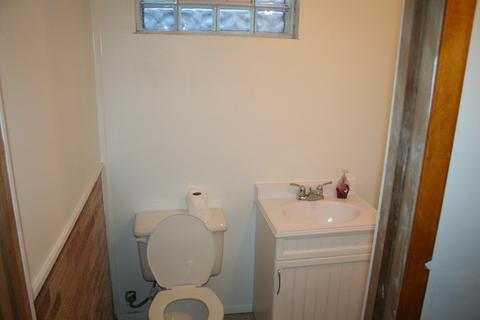958 S Nelson Ave, Kankakee, IL 60901 photo 9