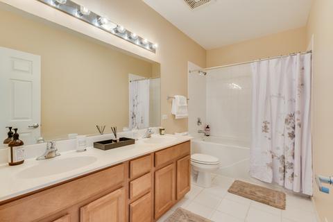 824 E 38th St #4, Chicago, IL 60653 photo 11
