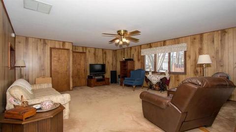 35 W889 Crispin Dr, Elgin, IL 60123 photo 5