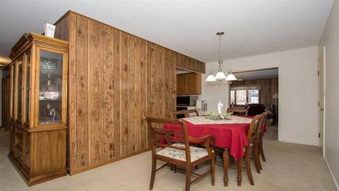 35 W889 Crispin Dr, Elgin, IL 60123 photo 12